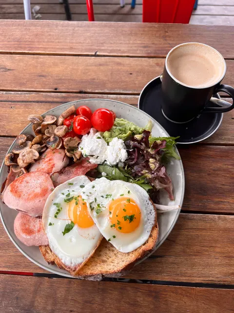 Swingbridge Cafe