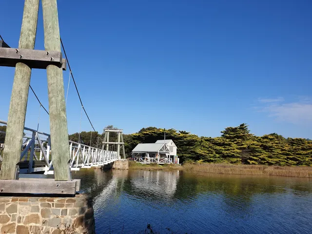 Swingbridge Cafe