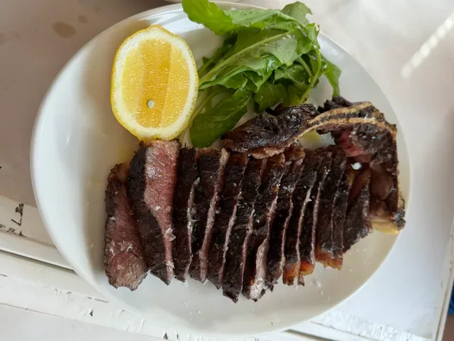 Totti's Lorne