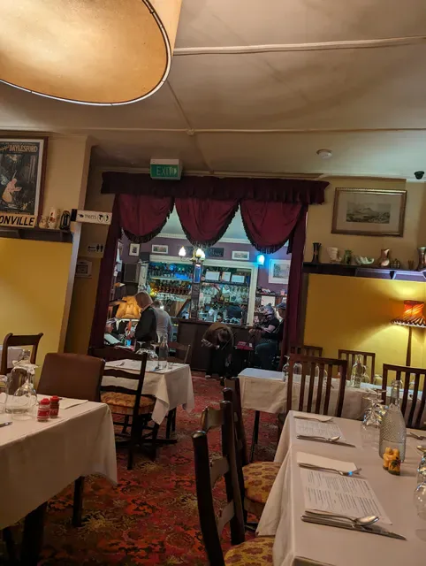 Radio Springs Hotel Bed & Breakfast