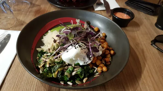 Mr. Cafe Macedon