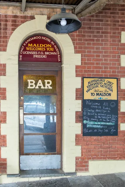 The Kangaroo Hotel