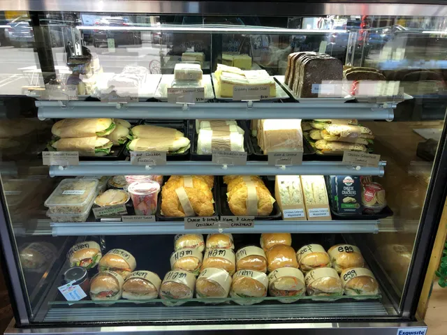 Bread & Pickles