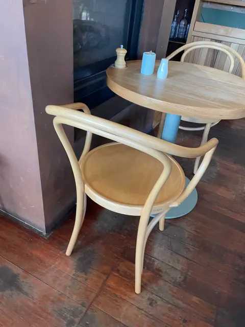 Mahob at Moo's