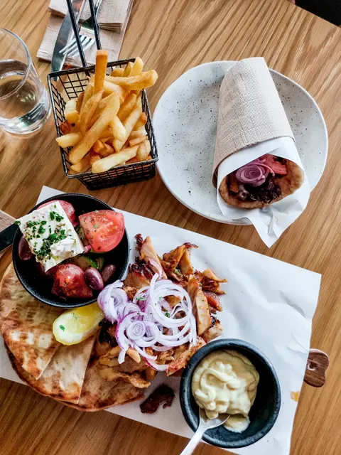 10 Greek Plates