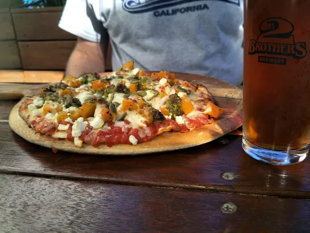 2 Brothers Brewery