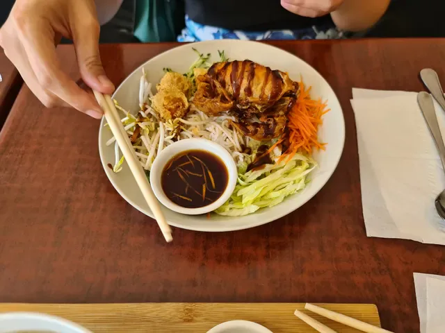 2 fat ducks Vietnamese Cuisine