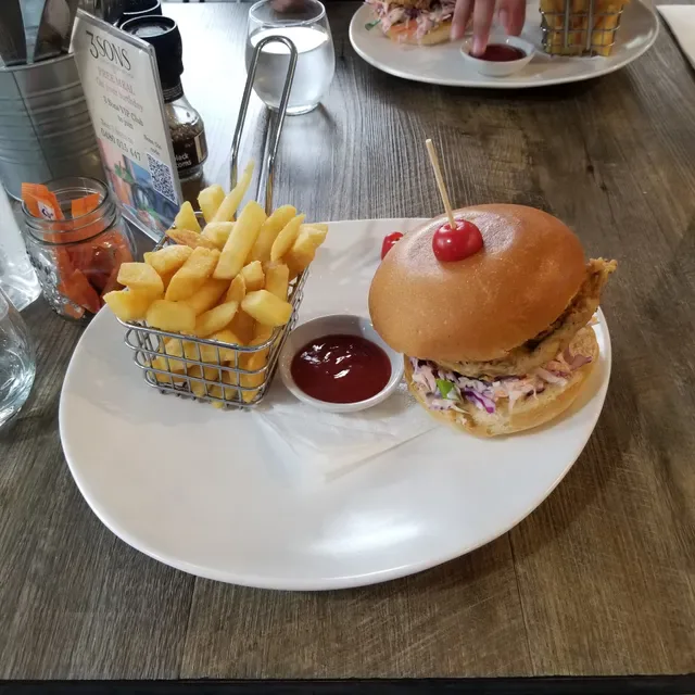 3 Sons Cafe