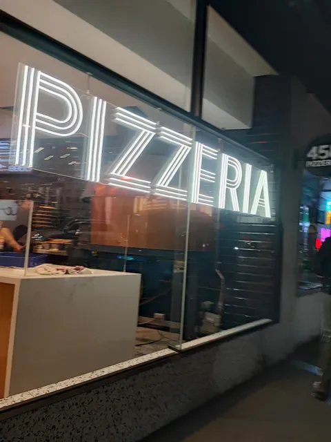 458 Pizzeria