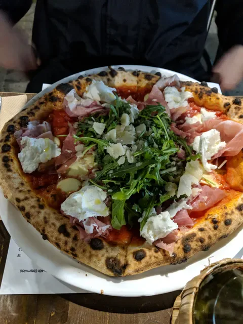π48h Pizza e Gnocchi Bar - Elsternwick Restaurant