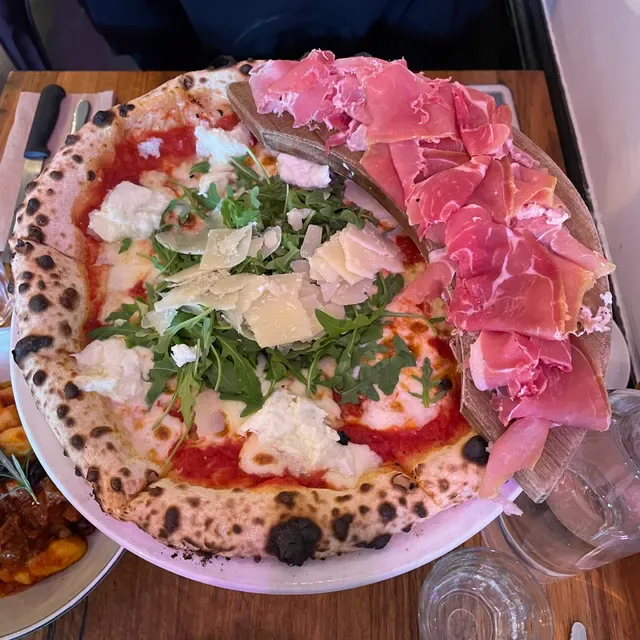 š48h Pizza e Gnocchi Bar - Italian Restaurant in South Yarra