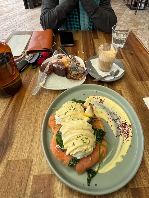 A Bite in Time Cafe and Restaurant