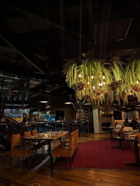 A Cut Above Bar and Grill
