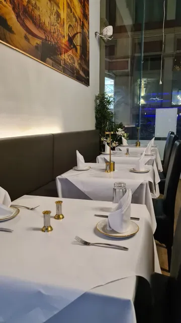 Aagaman Indian Nepalese Restaurant Melbourne CBD