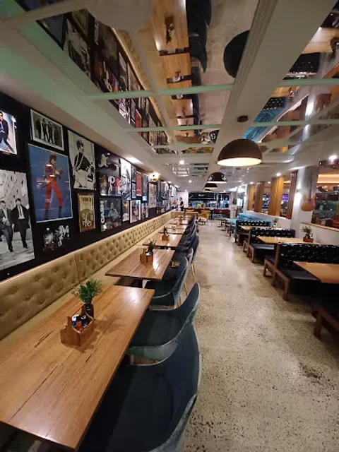 Abbey Road Cafe