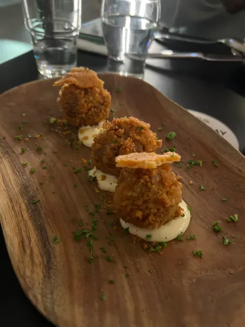 Akwaaba Restaurant & Bar
