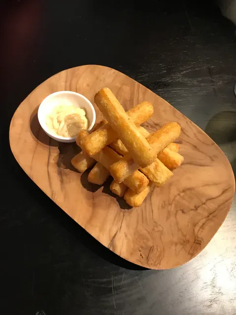 Akwaaba Restaurant & Bar