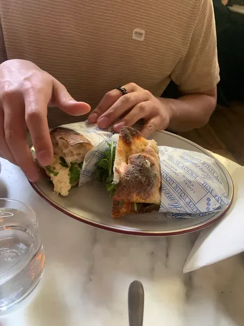 Alimentari Delicatessen