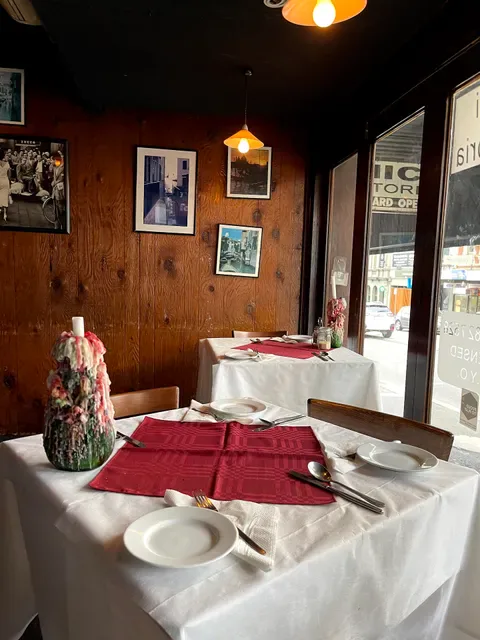 Amici Trattoria Restaurant