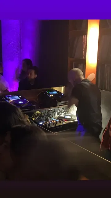 Angel Music Bar