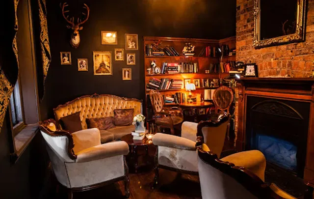 Antique Bar