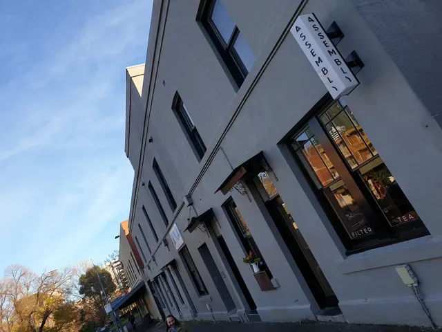 Assembly - Carlton