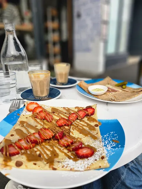 Awa French Crêperie & Café
