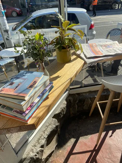 Awa French Crêperie & Café