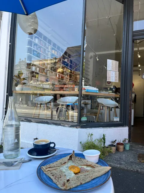 Awa French Crêperie & Café