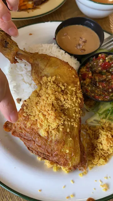 Ayam Penyet Ria