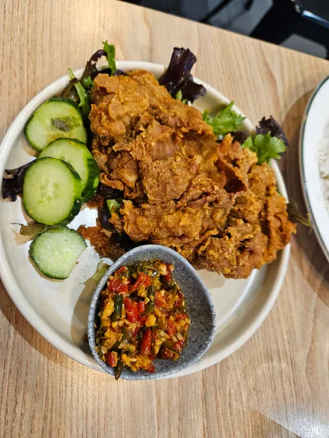 Ayam Penyet Ria