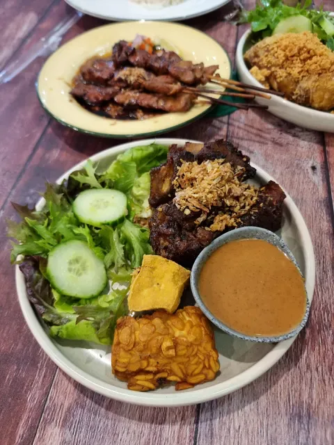 Ayam Penyet Ria
