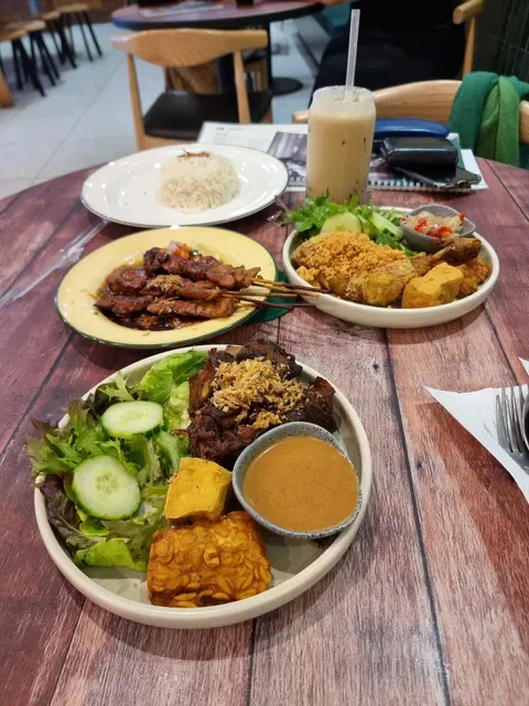 Ayam Penyet Ria
