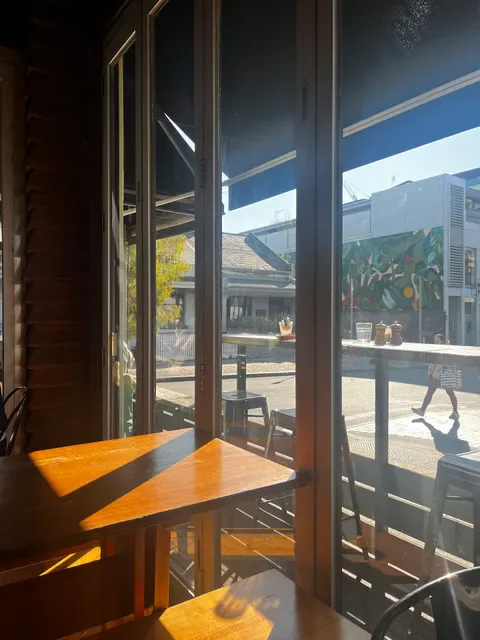 Babble Bar & Cafe
