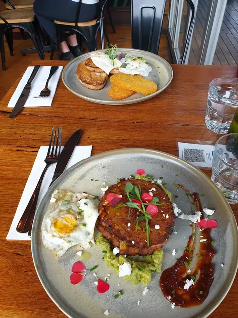 Babble Bar & Cafe