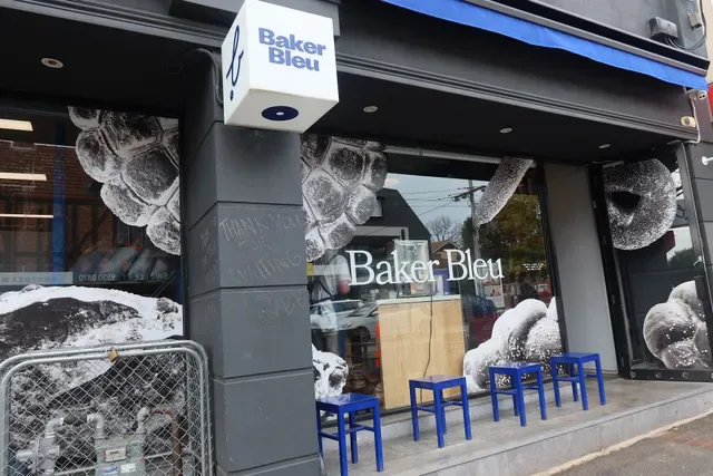 Baker Bleu