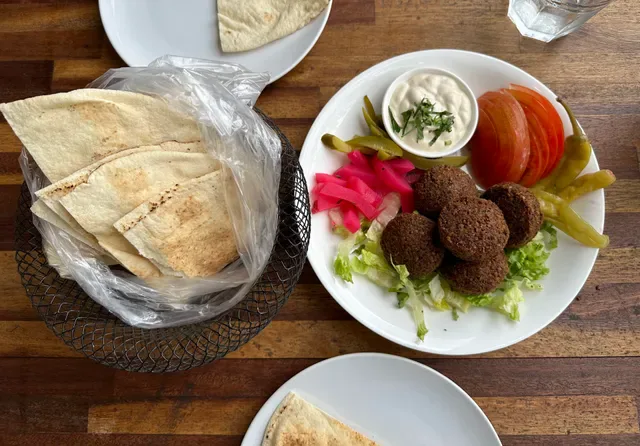 Balila Lebanese Cuisine & Cafe