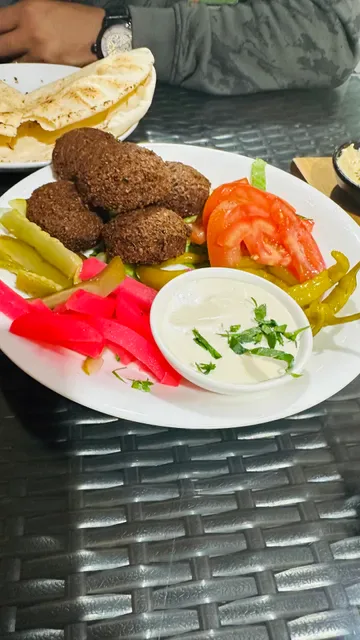 Balila Lebanese Cuisine & Cafe