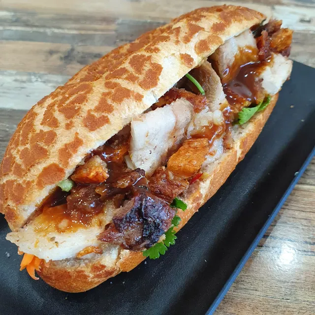 Banh Mi & Pho