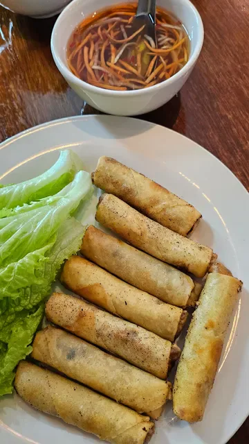 Bánh Xèo Tay Do Vietnamese Restaurant