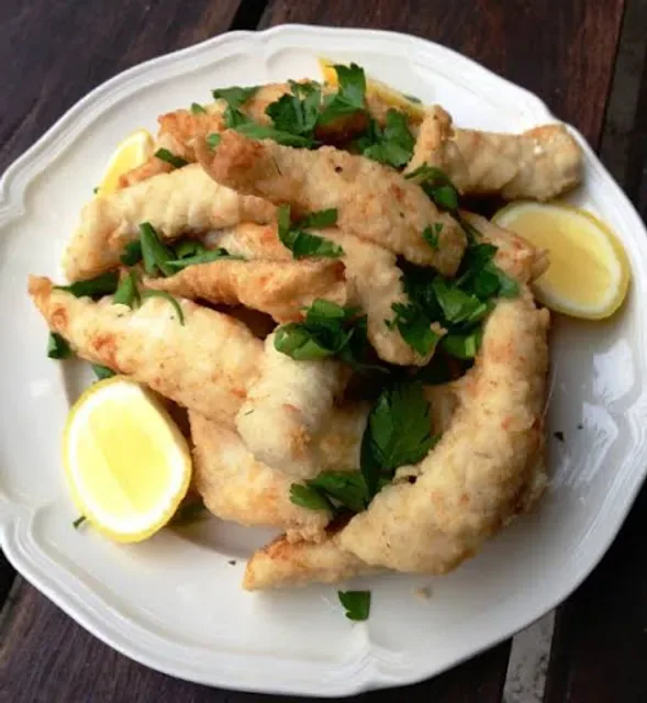 Bank Street Fish & Chip Shop ( fresh hand cut chips)