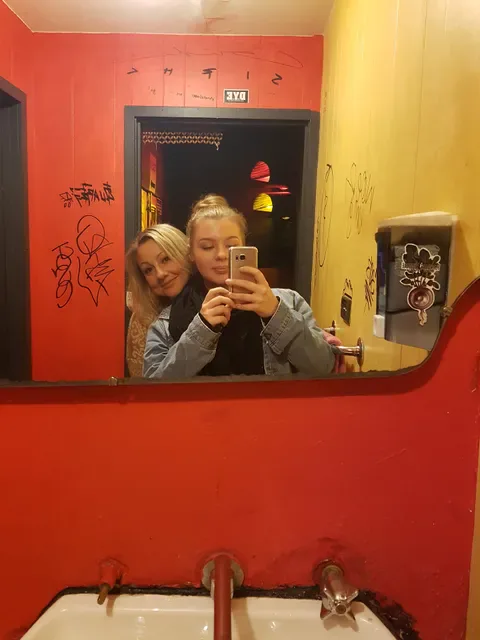 Bar 303