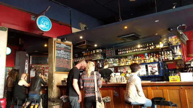 Bar Open