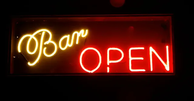Bar Open