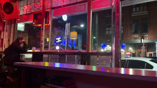 Bar Open
