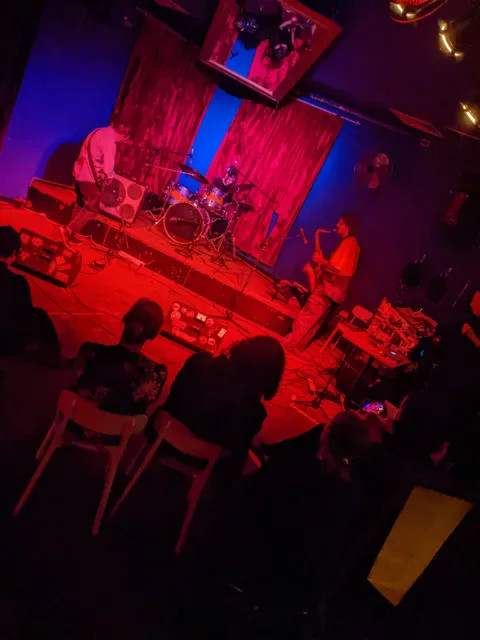 Bar Open