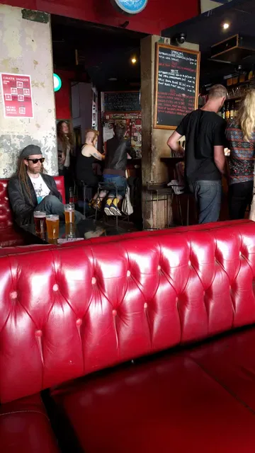 Bar Open