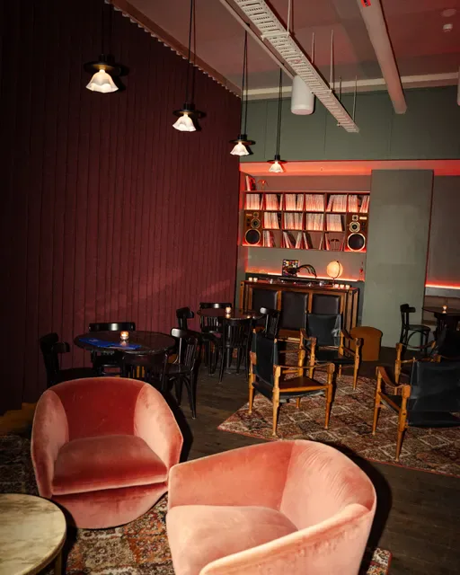 Bar Sala Abbotsford | Restaurant & Vinyl Bar
