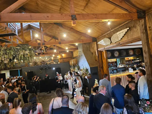 Barn & Co.