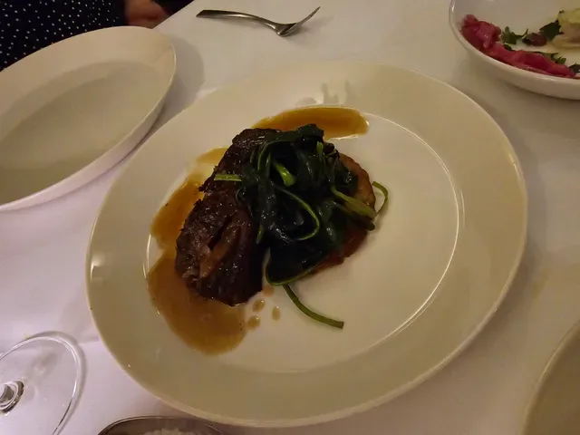 Bau Bau Dining